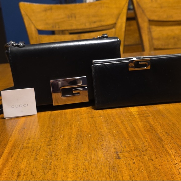 Gucci Handbags - Gucci Vintage Tom Ford Black Crossbody Bag and Matching Wallet w/Silver Accents